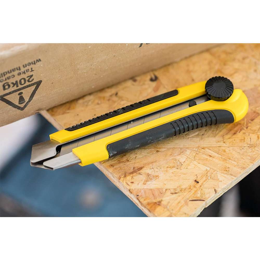 Cutter con lama 25 mm Stanley Fatmax 10-425