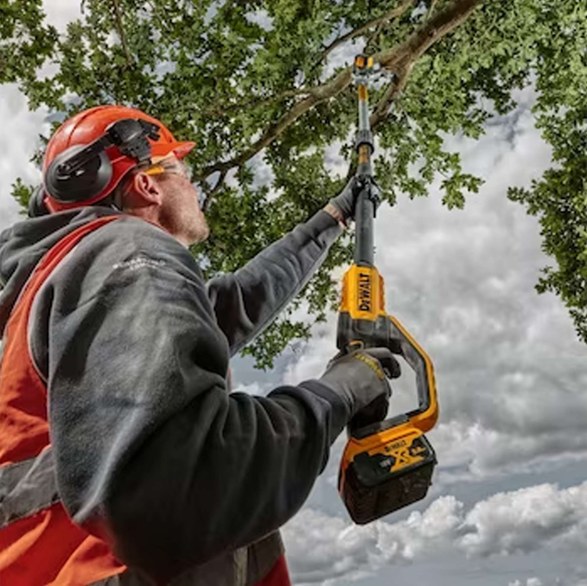 Potatore su asta di prolunga XR 18V, solo corpo macchina DEWALT DCMPS567N-XJ